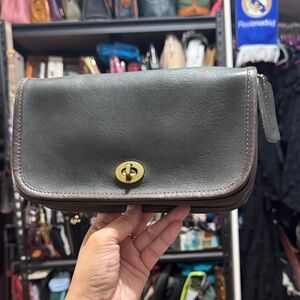 Vintage 80’s crossbody bag
